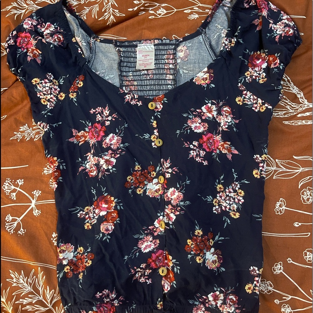 navy blue t-shirt